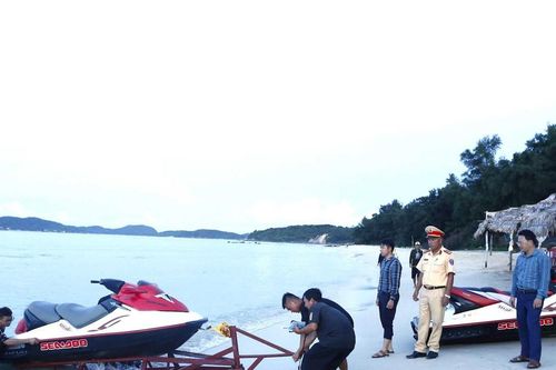 Quảng Ninh: Sau vụ mô tô nước phát nổ, huyện Cô Tô ra quân chấn chỉnh