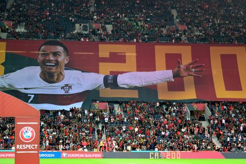 Không thể loại Ronaldo
