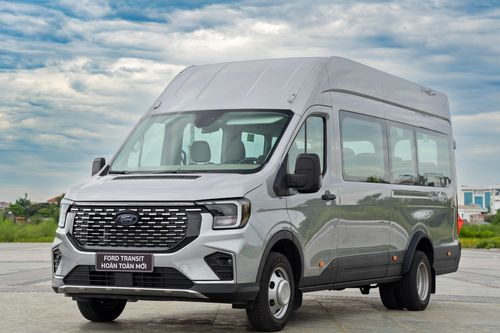 Ford Transit 2024 ra mắt Việt Nam, giá hơn 900 triệu đồng