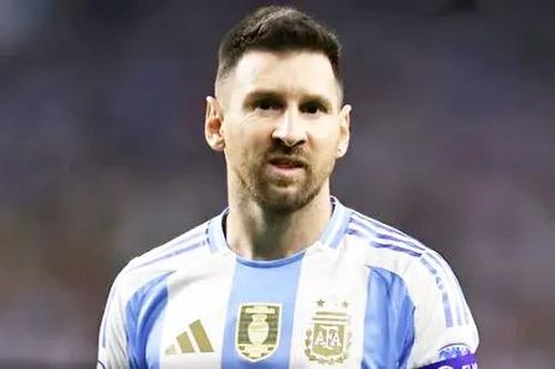 Thắng nghẹt thở Ecuador, Argentina vào bán kết Copa America 2024
