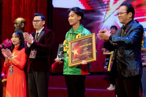 Mang yêu thương đến người yếu thế