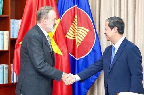 Thúc đẩy hơn nữa hợp tác giáo dục Việt Nam - Italia