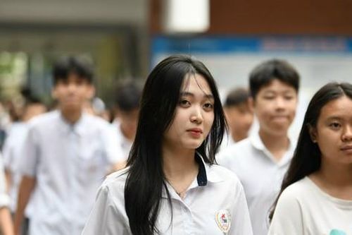 Điểm thi trung bình trường tư cao hơn điểm chuẩn trường công lập top đầu Hà Nội