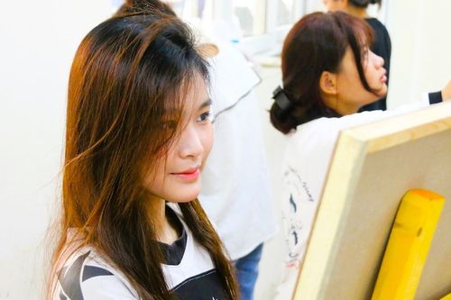 Thí sinh vượt trăm km, làm bài thi kéo dài hơn 4 tiếng tranh suất vào trường Sư phạm