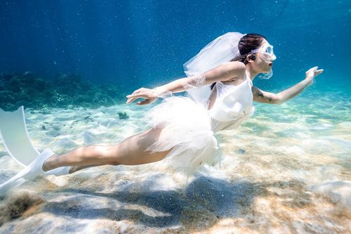 Nữ du khách Hà Nội thích lặn biển, sở hữu bộ ảnh 'sống ảo' dưới nước đẹp mê
