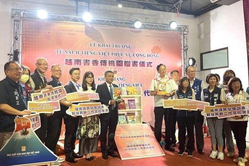 Khai trương Tủ sách tiếng Việt phục vụ cộng đồng Việt Nam tại Đài Loan