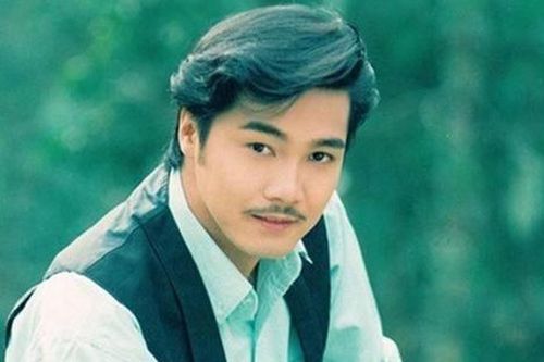 Nam diễn viên nổi tiếng cát xê 60 cây vàng từng phải ngủ nhờ, ăn mì gói, 55 tuổi sống độc thân