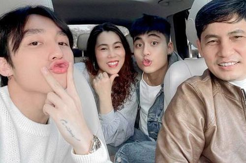 Mẹ Sơn Tùng chúc mừng sinh nhật con trai, hé lộ khoảnh khắc chưa từng công bố