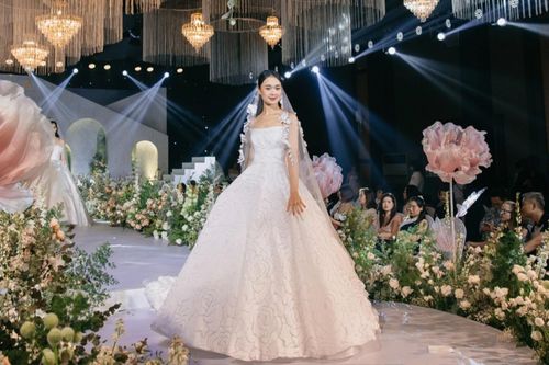 Các cặp đôi Hà Nội nô nức rủ nhau trải nghiệm xu hướng mùa cưới mới nhất