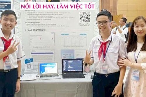 Cô và trò tạo cầu nối giao tiếp cho người bị trầm cảm