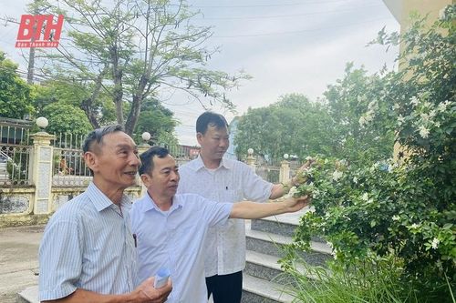 Trưởng ban công tác mặt trận thôn nhiệt tình trong công tác vận động quần chúng