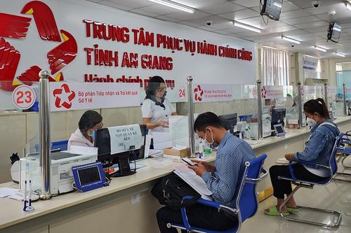 Giải pháp nâng cao hiệu quả quản trị và hành chính công