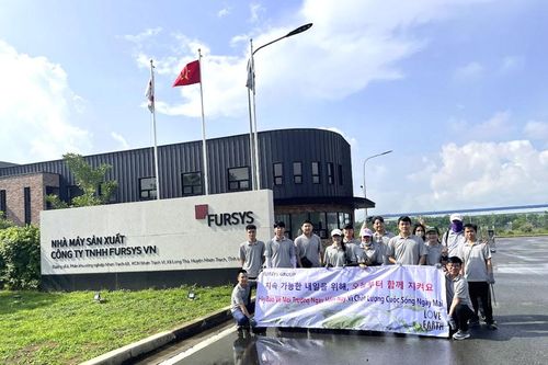 FURSYS VN: HÃY BẢO VỆ MÔI TRƯỜNG NGAY HÔM NAY, VÌ CHẤT LƯỢNG CUỘC SỐNG NGÀY MAI (퍼시스 베트남: 버려지는 쓰레기에 줄어드는 우리 생명)