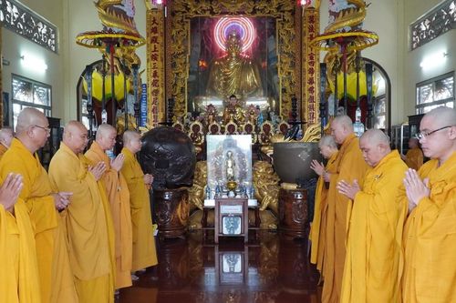 Chư Tăng H.Củ Chi thực hiện kỳ Bố-tát trong mùa An cư kiết hạ tại chùa Pháp Thành