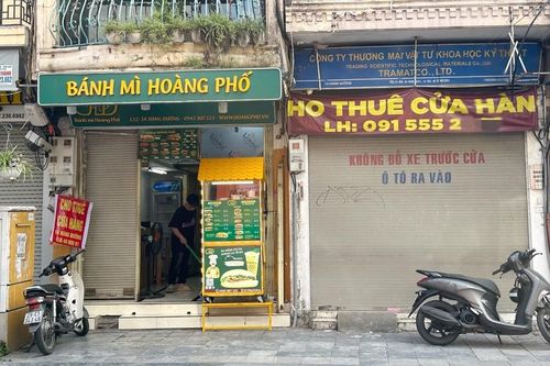 Hà Nội: Mặt bằng trên đất vàng bỏ trống hàng loạt dù giảm mạnh giá thuê