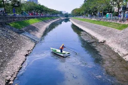 Hà Nội nỗ lực khơi thông dòng chảy sông Tô Lịch