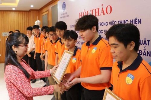 TP.HCM: Trao giải Hội thi tìm hiểu về chính sách pháp luật BHYT dành cho sinh viên