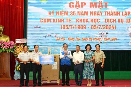 Nhà giàn DK1: Vững vàng nơi đầu sóng ngọn gió, cột mốc chủ quyền giữa biển khơi