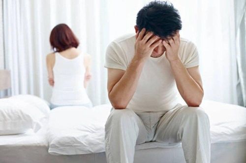 Sau 10 năm cưới, chồng viện cớ tôi từng sống thử với người cũ để né 'chuyện ấy'
