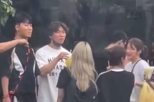 Fan Việt 'hú hồn' khi thấy Daesung BIGBANG uống nước mía trước thềm fanday
