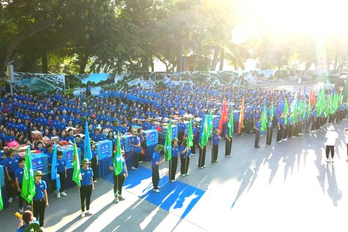 Hà Nội: Gần 2.000 sinh viên tham gia lễ xuất quân chiến dịch tình nguyện 'Mùa hè xanh'