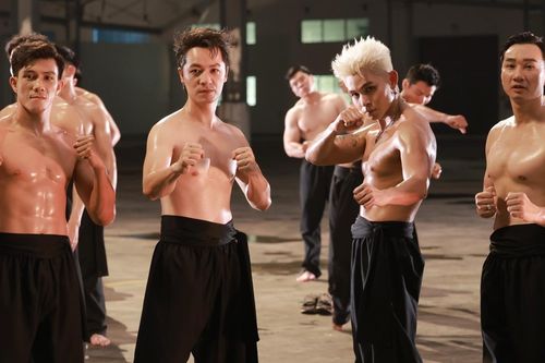 Cuộc đấu khốc liệt giữa 3 'ông lớn' ngành giải trí Việt