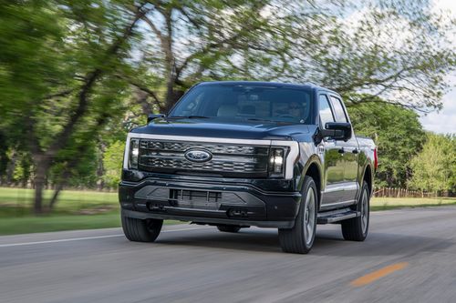 Hơn 4.300 bán tải điện F-150 Lightning có thể bị rơi kính chắn gió