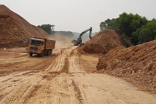 Thủ tục chuyển đất đắp dư của dự án này cho dự án khác