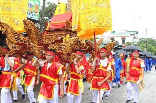 Khai hội truyền thống đình Trà Cổ năm 2024
