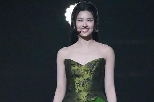 'Đọ mic' cùng diva Hoa ngữ Tát Đỉnh Đỉnh nhưng Suni Hạ Linh gây tiếc khi không thành đoàn tại 'Đạp gió 2024'