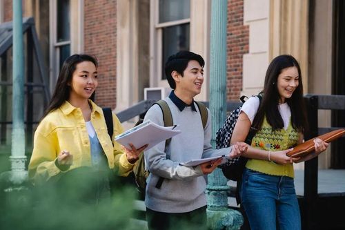 Canada: Số lượng du học sinh mới tụt dốc