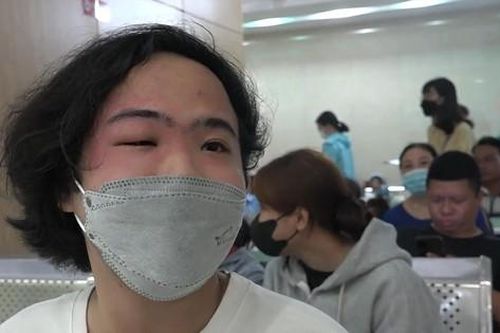 Hàng loạt bệnh nhân nhiễm độc kiến ba khoang ở TPHCM
