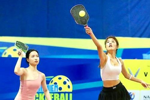 Sôi nổi ngày tranh tài đầu tiên của môn thể thao đang 'hót hòn họt' tại TPHCM