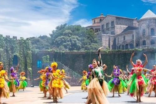 Ở xứ sở mỗi mét vuông là một show diễn