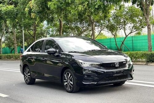 Lăn bánh 1 năm, Honda City chạy lướt bán lại với giá khó tin