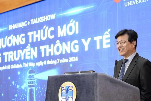 Làm gì để bác sĩ và nhân viên y tế trở thành những KMOL?