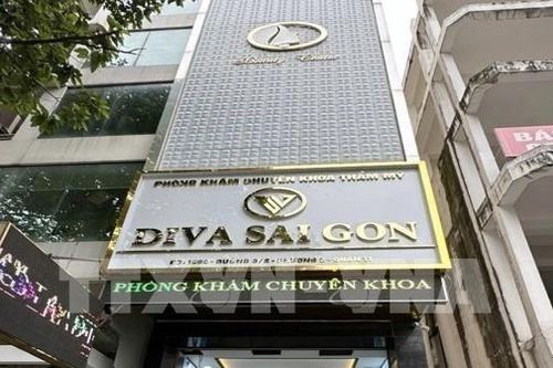 Một khách hàng bị sốc phản vệ sau phẫu thuật thẩm mỹ