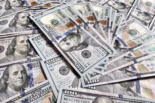 Vụ lừa đảo 140 tỷ đồng: Rủi ro khi giao dịch USD 'chợ đen' để kiếm lời