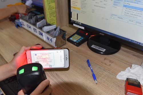 Cách tích hợp thẻ bảo hiểm y tế vào căn cước để đi khám chữa bệnh