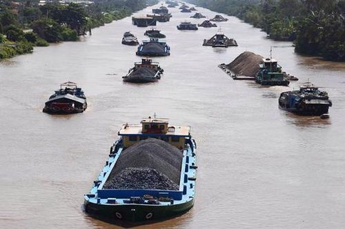 Tái khởi động dự án tuyến mẫu thủy nội địa đồng bằng sông Cửu Long - Cái Mép - TP.HCM