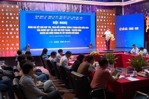 Tăng cường hợp tác làm phong phú các chương trình phát thanh, truyền hình