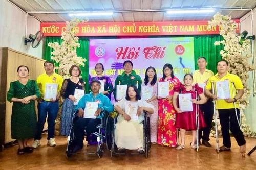 Hội thi tiếng hát người khuyết tật