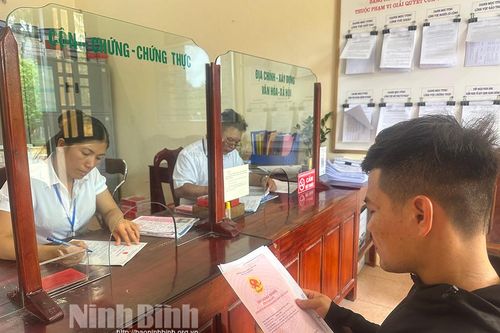 Lấy người dân làm trung tâm, chủ thể, động lực trong chuyển đổi số