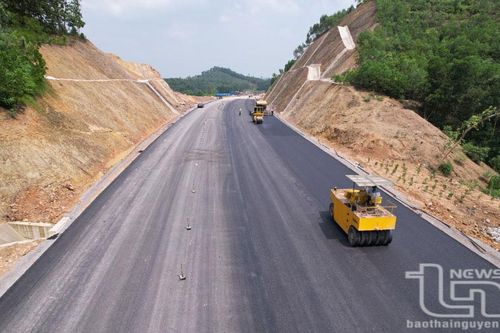 Các dự án trọng điểm chạy đua 'nước rút'