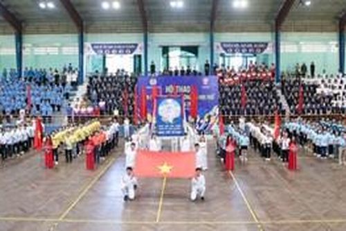 Hơn 800 vận động viên tham gia hội thao viên chức, người lao động Đại học Huế lần thứ I