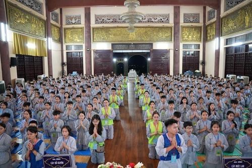 'Thiền với tuổi trẻ' tại thiền viện Trúc Lâm Hàm Rồng
