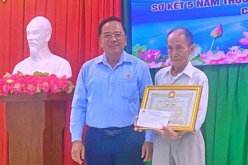Hội Khuyến học thành phố Cần Thơ sơ kết công tác khuyến học, khen thưởng cá nhân tiêu biểu trong phong trào học tập