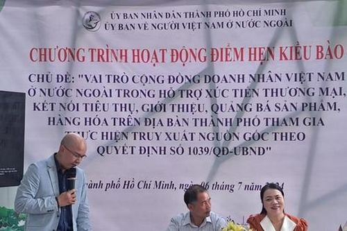 Đề cao vai trò cộng đồng doanh nghiệp Việt Nam ở nước ngoài trong quảng bá hàng hóa