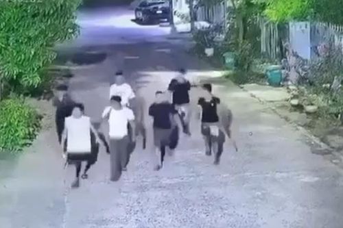 Hai nhóm thanh niên hỗn chiến trong đêm khiến một người tử vong