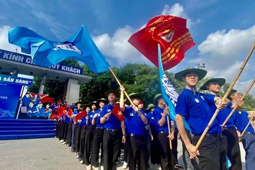Chiến dịch Sinh viên tình nguyện Mùa Hè Xanh 2024: Sáng mãi ngọn lửa 'Ba sẵn sàng'